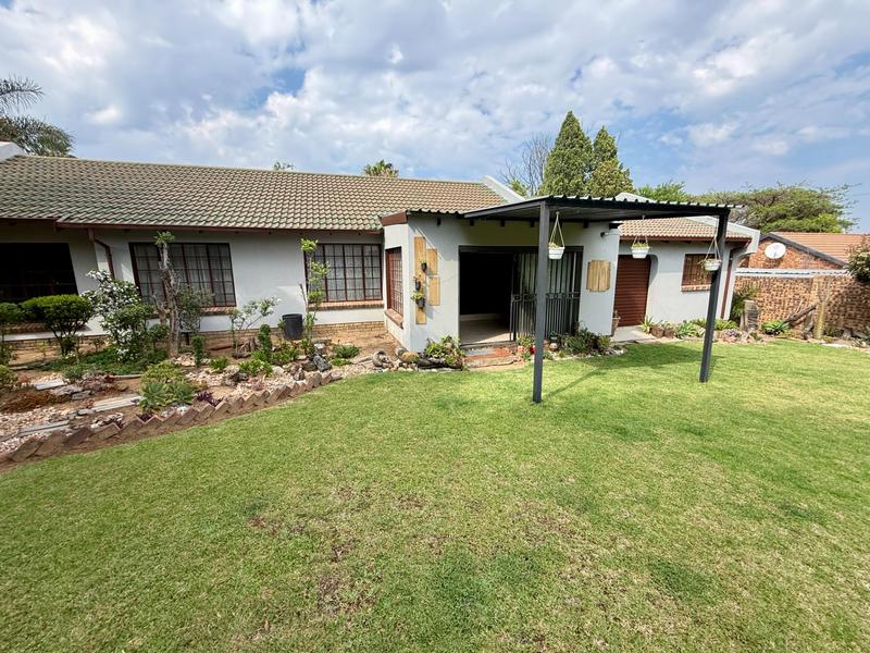 3 Bedroom Property for Sale in The Reeds Gauteng