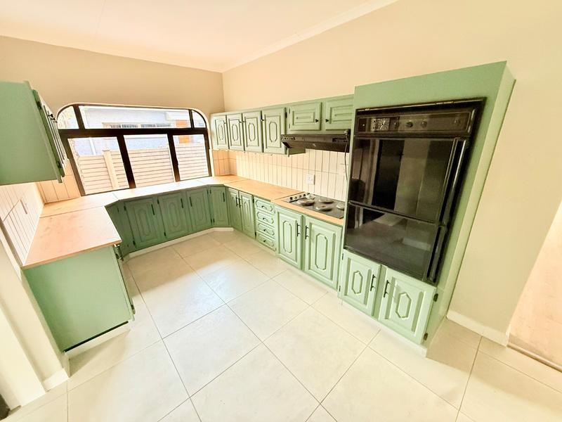 4 Bedroom Property for Sale in Vanderbijlpark SE 3 Gauteng