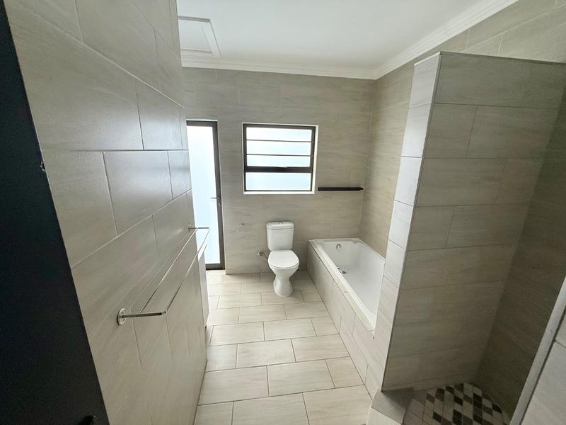 4 Bedroom Property for Sale in Vanderbijlpark SE 3 Gauteng
