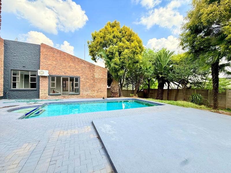 4 Bedroom Property for Sale in Vanderbijlpark SE 3 Gauteng