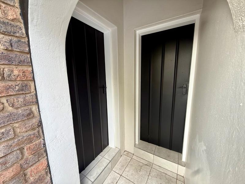 4 Bedroom Property for Sale in Vanderbijlpark SE 3 Gauteng