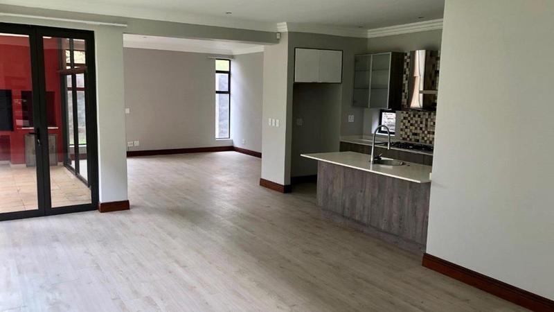 To Let 4 Bedroom Property for Rent in Waterkloof A H Gauteng