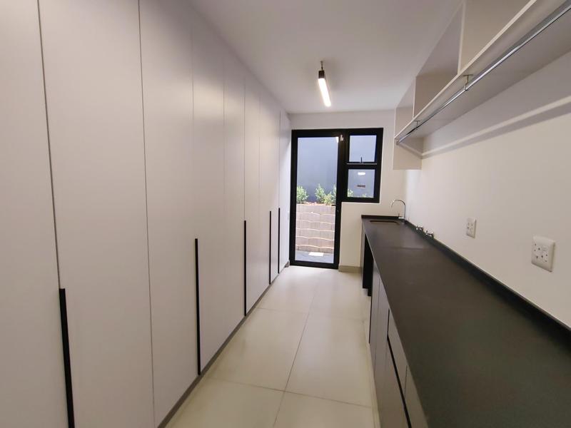To Let 4 Bedroom Property for Rent in Waterkloof Heights Gauteng