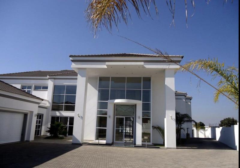 To Let 5 Bedroom Property for Rent in Waterkloof Heights Gauteng