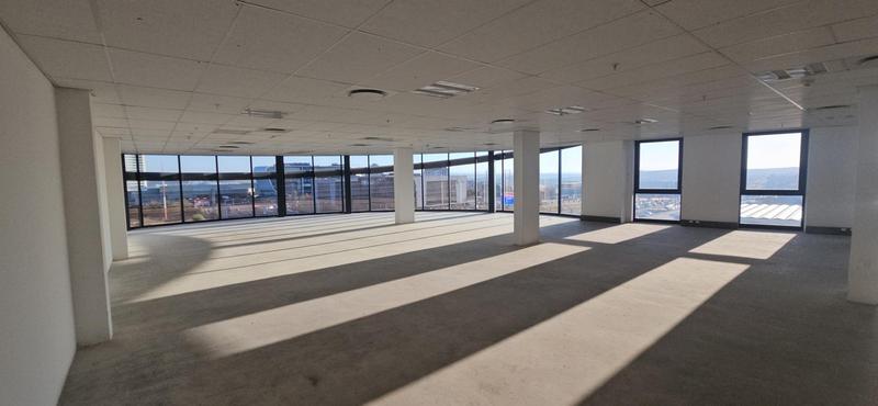 To Let Commercial Property for Rent in Vorna Valley Gauteng
