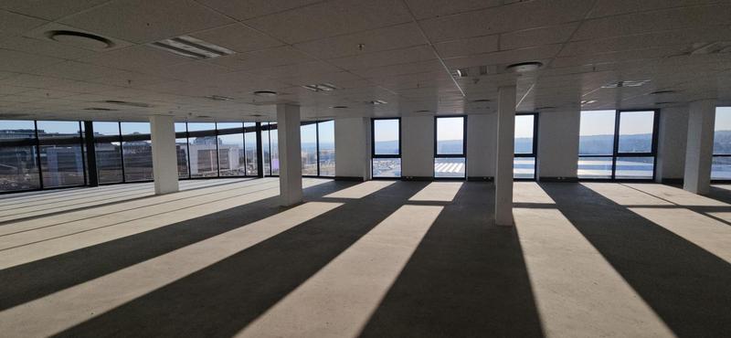 To Let Commercial Property for Rent in Vorna Valley Gauteng