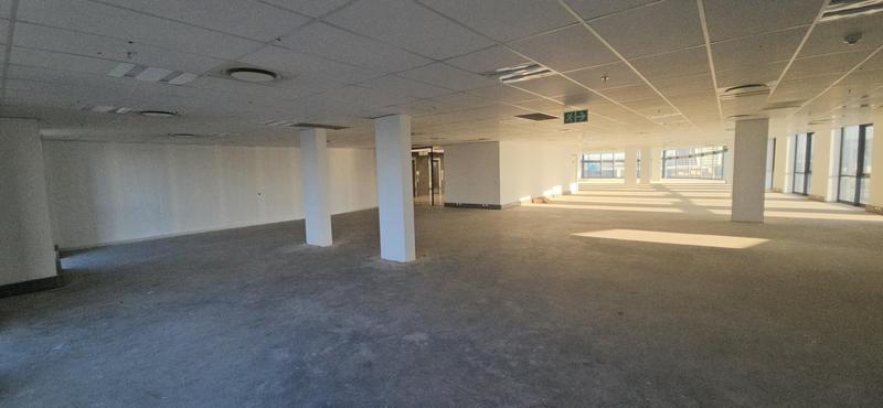 To Let Commercial Property for Rent in Vorna Valley Gauteng