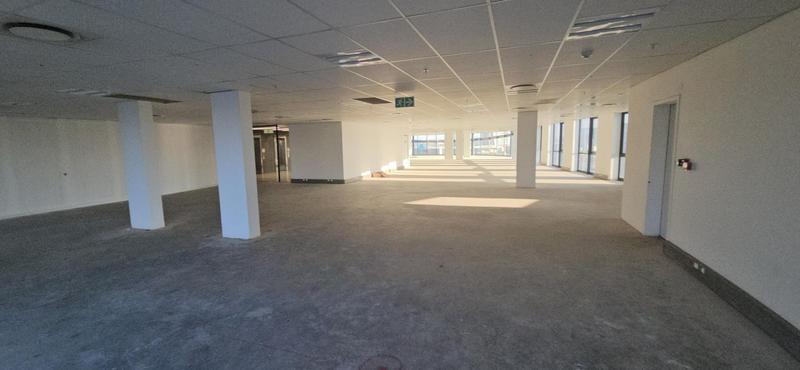 To Let Commercial Property for Rent in Vorna Valley Gauteng