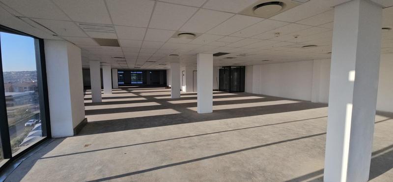 To Let Commercial Property for Rent in Vorna Valley Gauteng