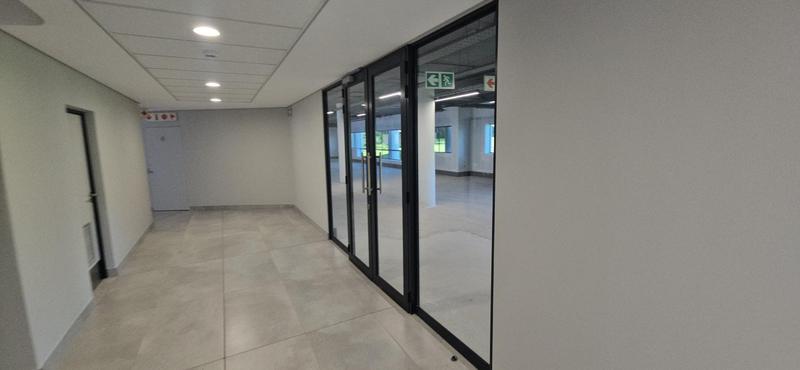 To Let Commercial Property for Rent in Vorna Valley Gauteng