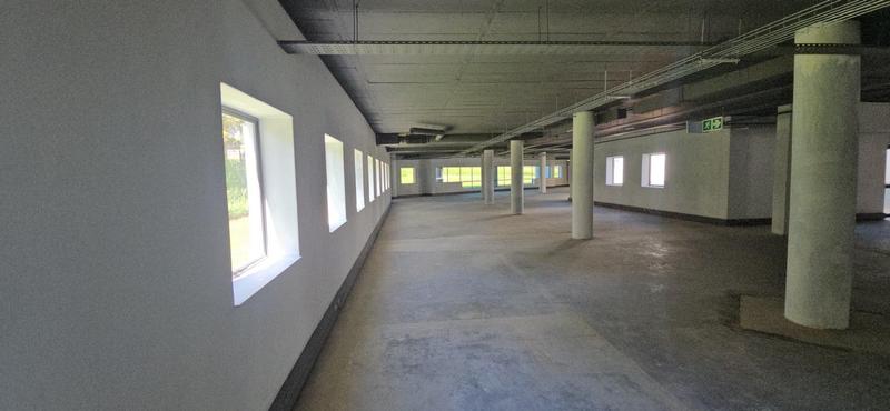 To Let Commercial Property for Rent in Vorna Valley Gauteng