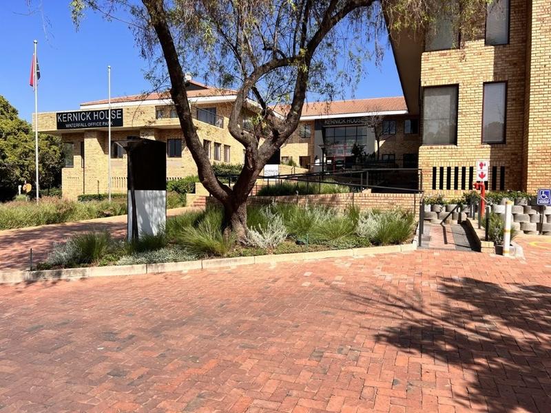 To Let Commercial Property for Rent in Vorna Valley Gauteng
