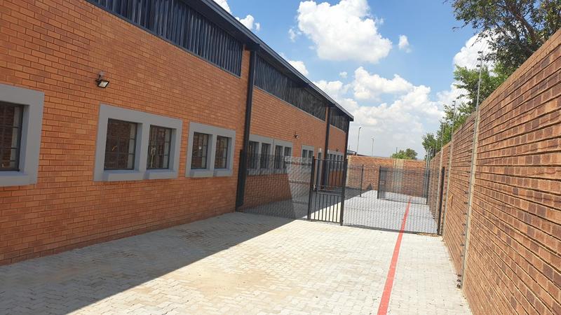 To Let Commercial Property for Rent in N4 Gateway Industrial Park Gauteng
