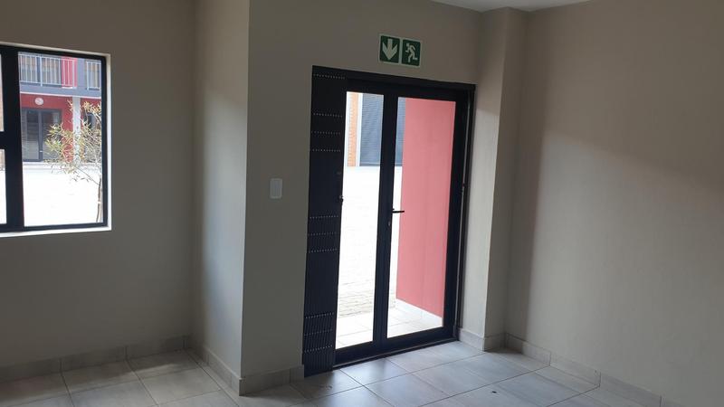 To Let Commercial Property for Rent in N4 Gateway Industrial Park Gauteng