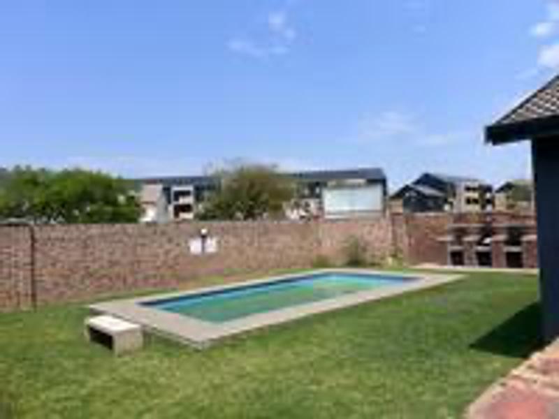 2 Bedroom Property for Sale in Equestria Gauteng