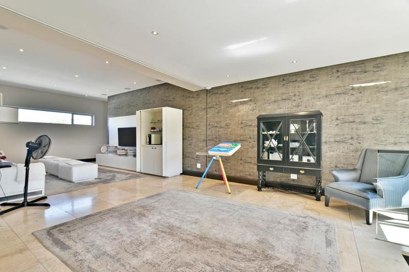 4 Bedroom Property for Sale in Atholl Gauteng