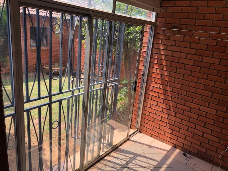 To Let 2 Bedroom Property for Rent in Mooikloof Ridge Gauteng