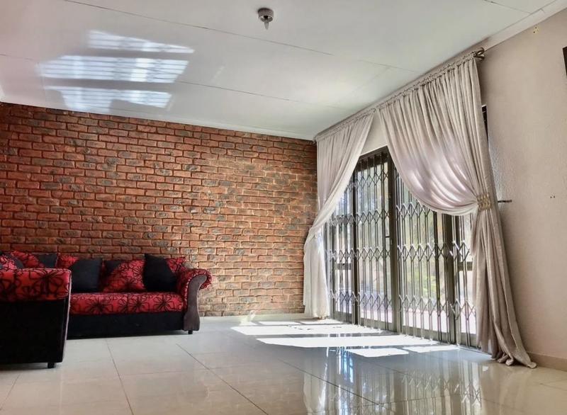 To Let 10 Bedroom Property for Rent in Amandasig Gauteng