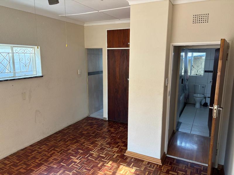 4 Bedroom Property for Sale in Dawnview Gauteng