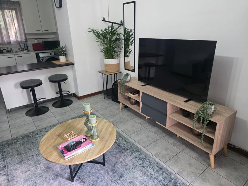 To Let 1 Bedroom Property for Rent in Sandown Gauteng