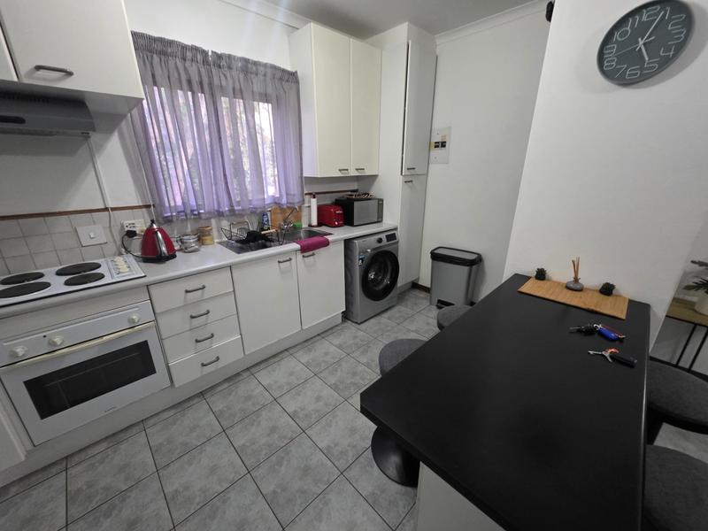 To Let 1 Bedroom Property for Rent in Sandown Gauteng