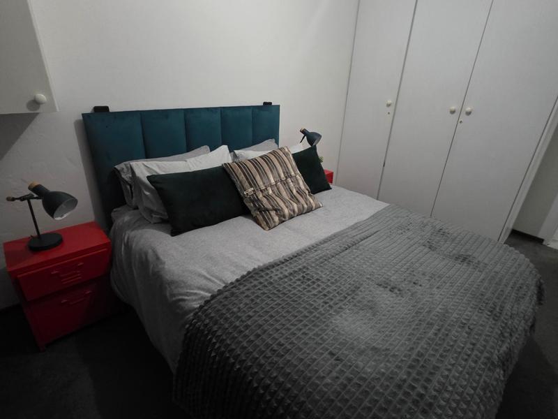 To Let 1 Bedroom Property for Rent in Sandown Gauteng