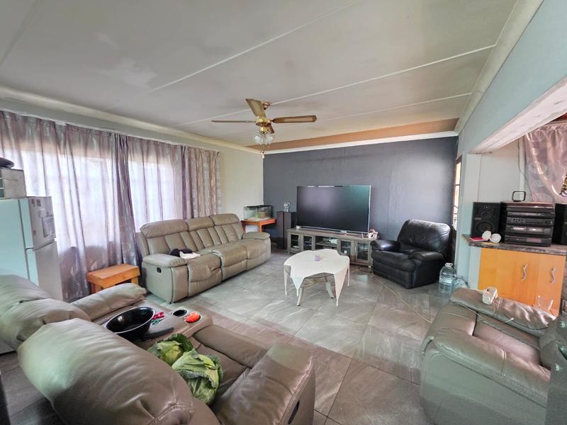 3 Bedroom Property for Sale in Kookrus Gauteng