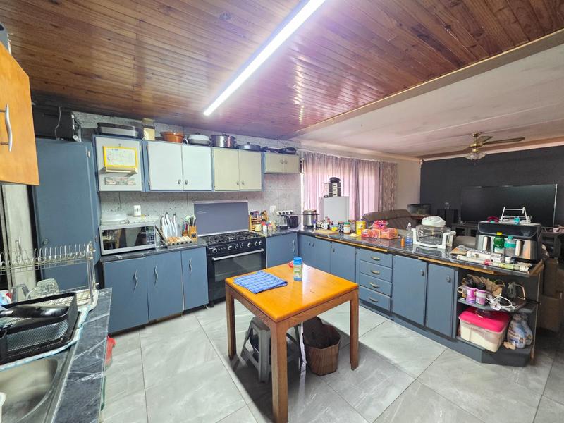 3 Bedroom Property for Sale in Kookrus Gauteng