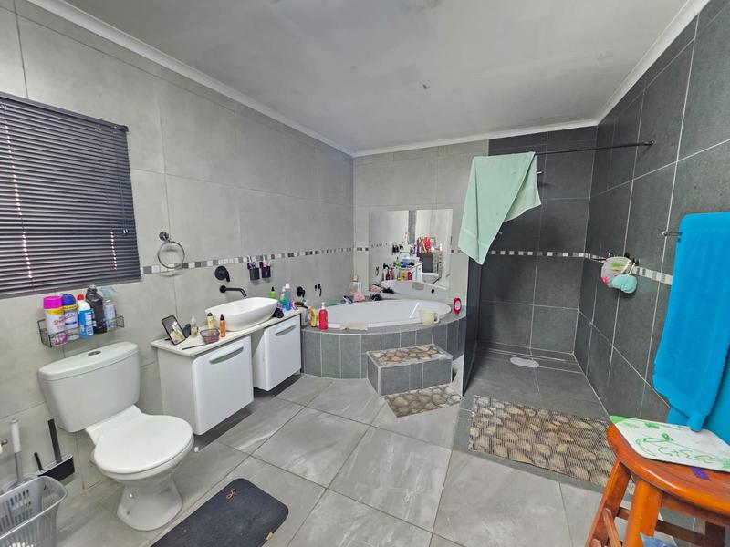 3 Bedroom Property for Sale in Kookrus Gauteng