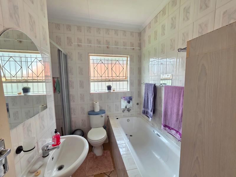 3 Bedroom Property for Sale in Riversdale Gauteng