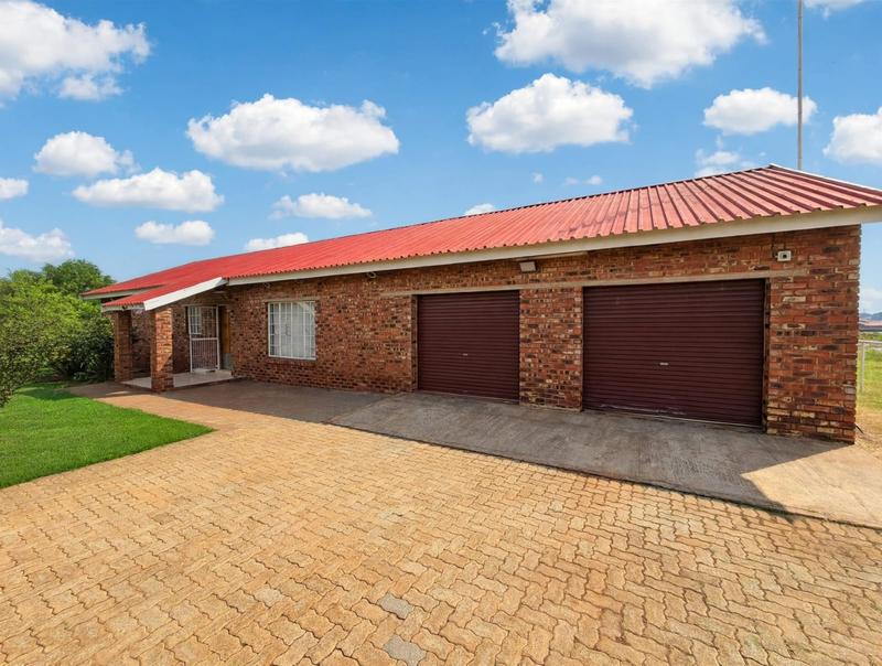Commercial Property for Sale in Van Der Westhuizen Gauteng