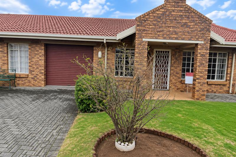 1 Bedroom Property for Sale in Three Rivers Gauteng