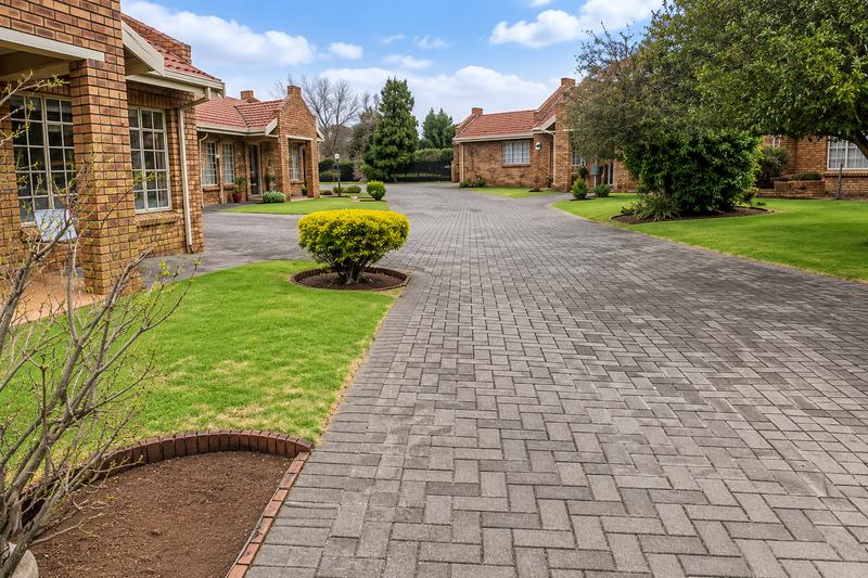 1 Bedroom Property for Sale in Three Rivers Gauteng