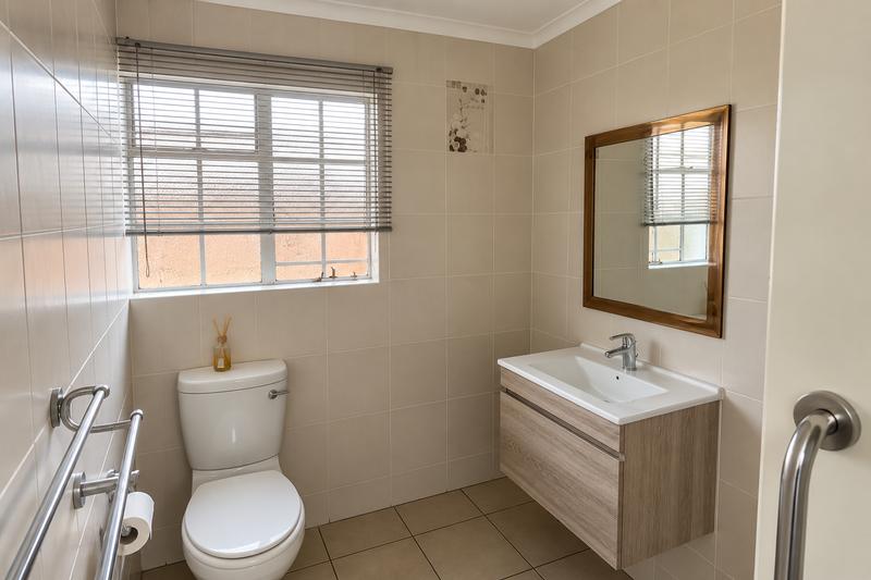 1 Bedroom Property for Sale in Three Rivers Gauteng