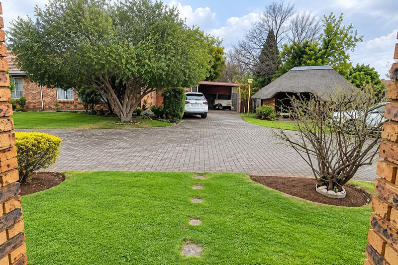 1 Bedroom Property for Sale in Three Rivers Gauteng