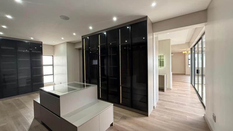 6 Bedroom Property for Sale in Midstream Heights Gauteng