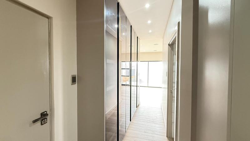 6 Bedroom Property for Sale in Midstream Heights Gauteng