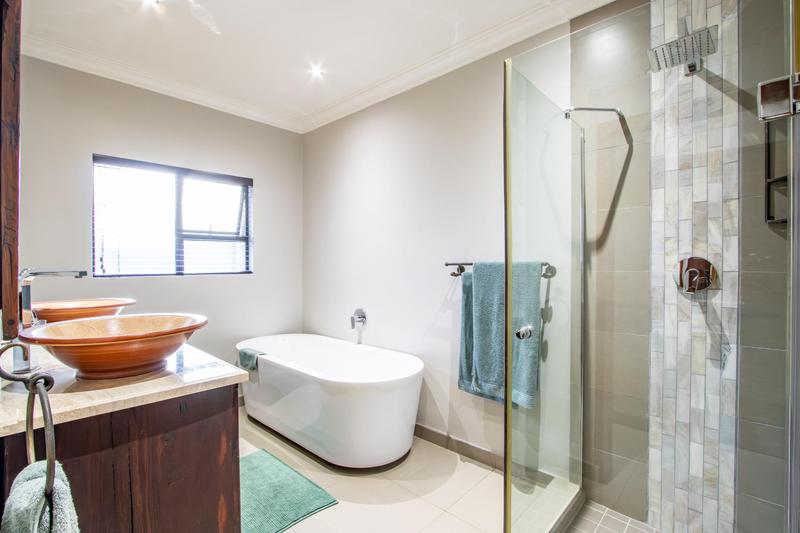 4 Bedroom Property for Sale in Glenferness Gauteng