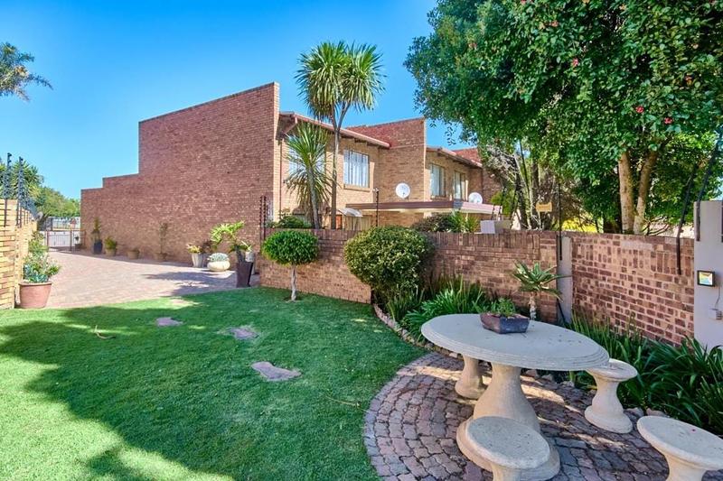 3 Bedroom Property for Sale in Croydon Gauteng