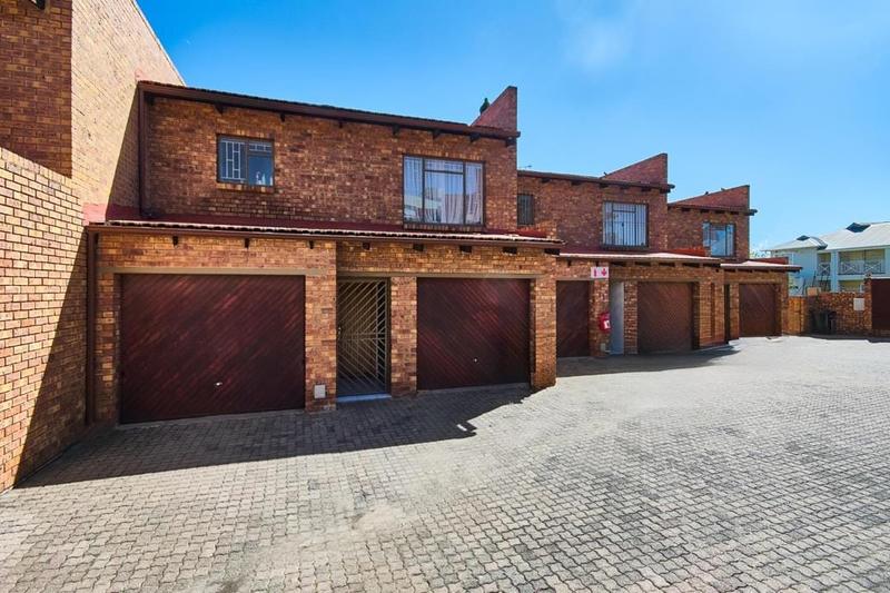 3 Bedroom Property for Sale in Croydon Gauteng