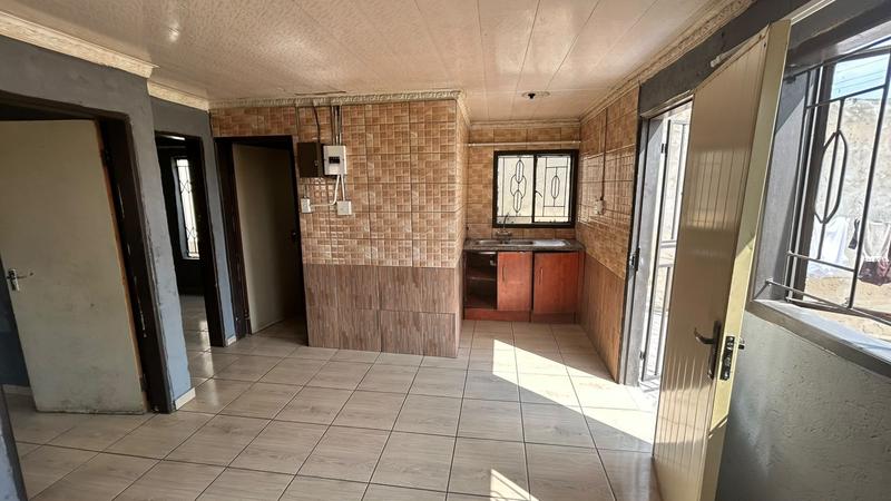7 Bedroom Property for Sale in Ivory Park Gauteng