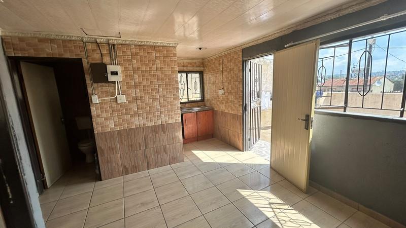 7 Bedroom Property for Sale in Ivory Park Gauteng