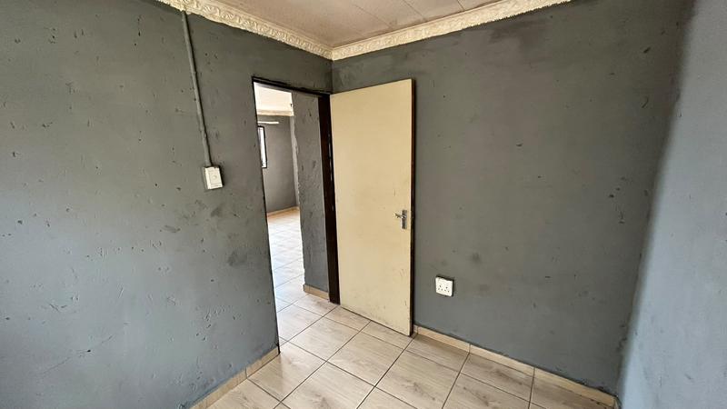 7 Bedroom Property for Sale in Ivory Park Gauteng