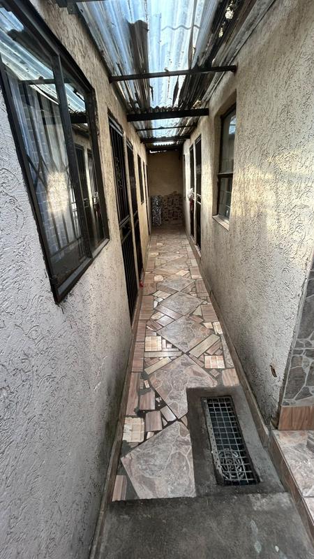 7 Bedroom Property for Sale in Ivory Park Gauteng