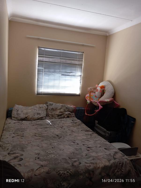 2 Bedroom Property for Sale in Clayville Gauteng