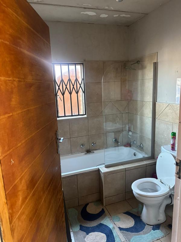 2 Bedroom Property for Sale in Clarina Gauteng