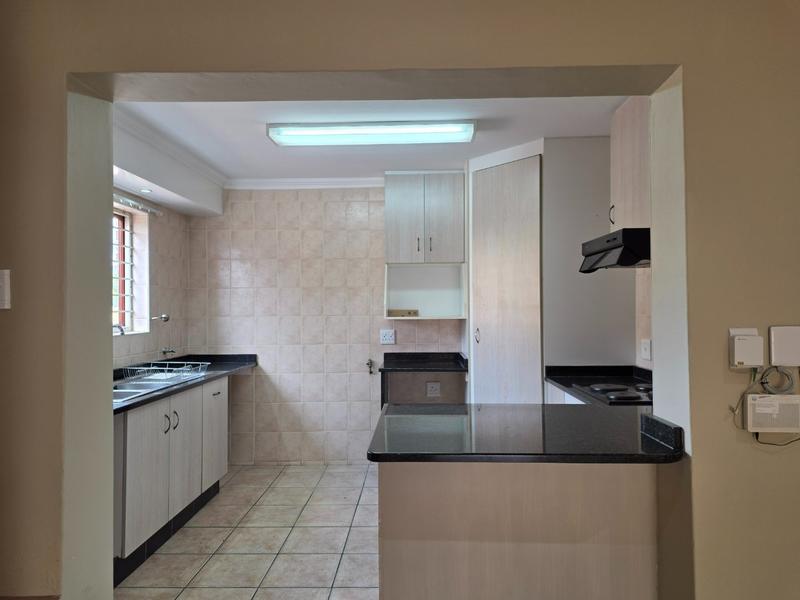 4 Bedroom Property for Sale in Ruimsig Noord Gauteng