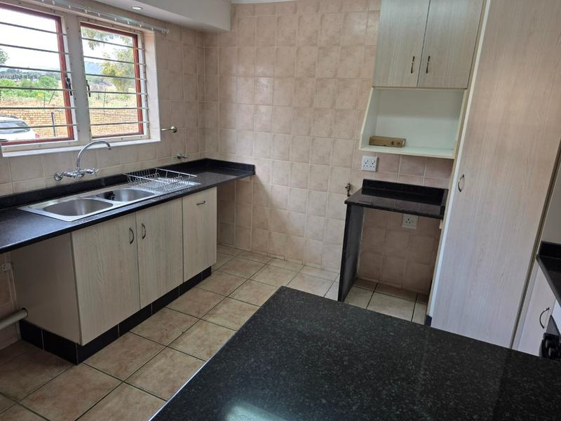 4 Bedroom Property for Sale in Ruimsig Noord Gauteng