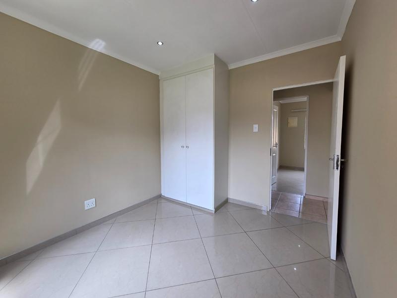 4 Bedroom Property for Sale in Ruimsig Noord Gauteng