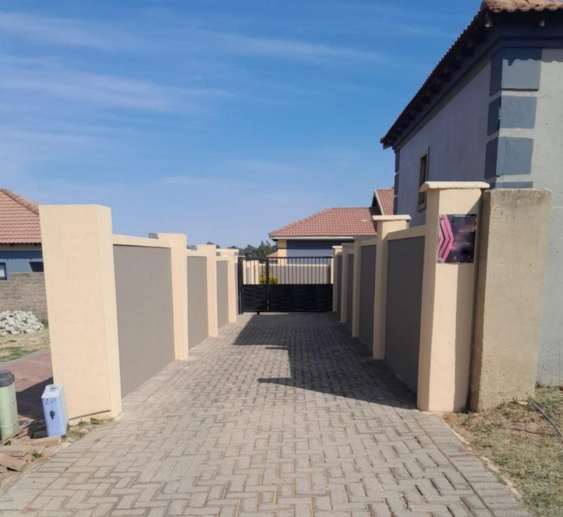 3 Bedroom Property for Sale in Munsieville Gauteng